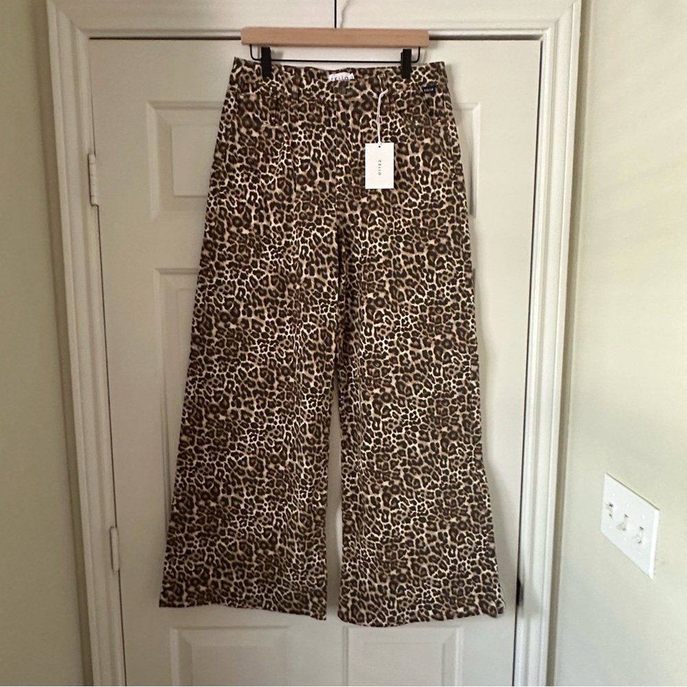 Cello Leopard Wide Leg High Rise Jeans - Picture 2 of 9